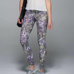Lululemon Women’s Wunder Under Pant Fullux Floral Size 6 EUC